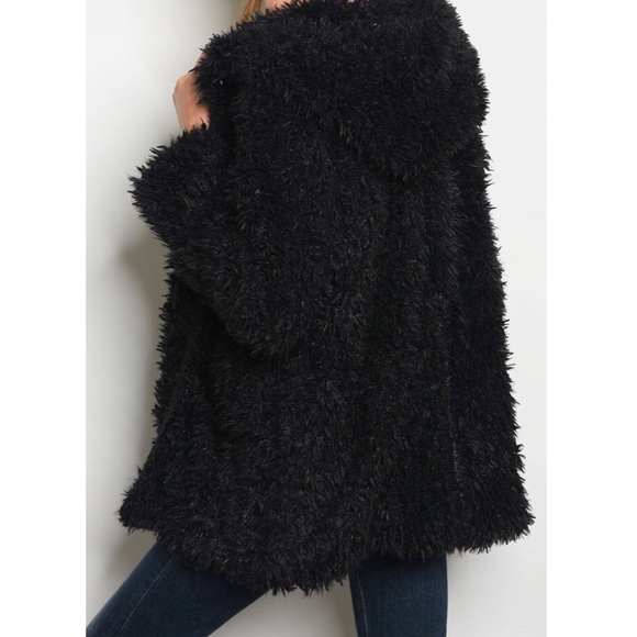 <<RATED 5-STAR>> Black Shaggy Fur Coat - Picture 2 of 8